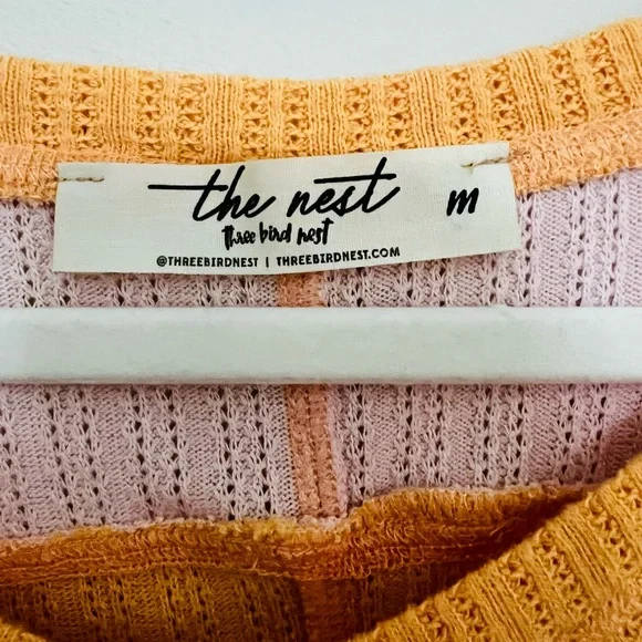 Three Bird Nest Orange and Pink Short Sleeve Knit Jersey style Top - Picture 2 of 4